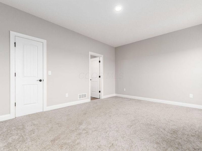 5819 Basil Western Road NW, Carroll, OH 43112 Photo 12
