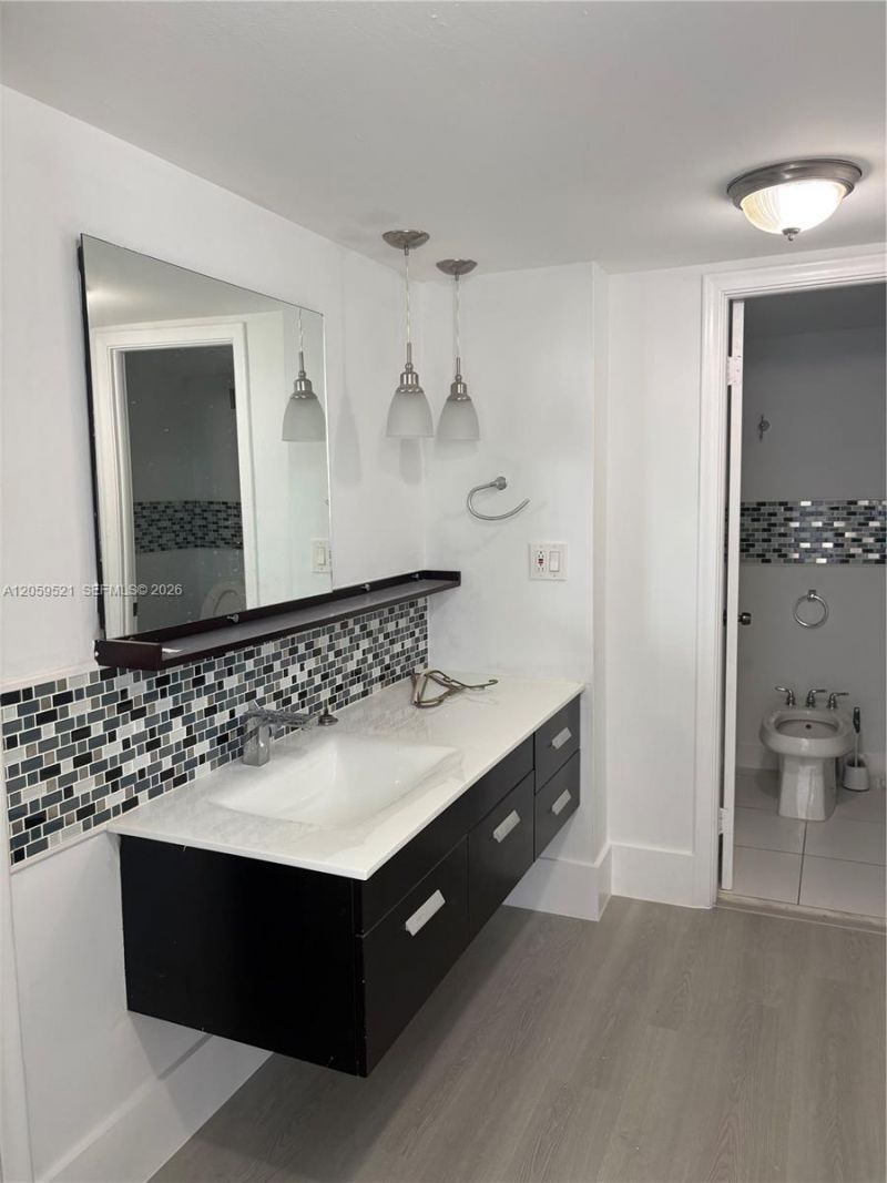 625 Biltmore Way, Unit 501, Coral Gables, FL 33134 Photo