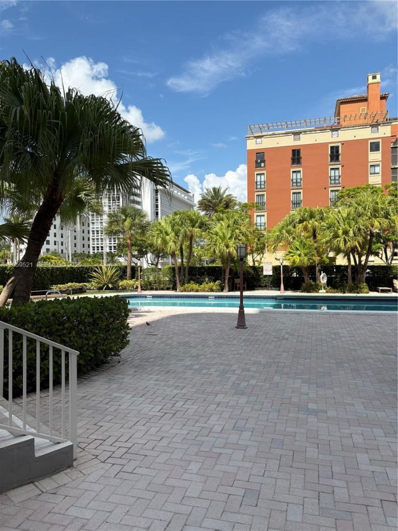 625 Biltmore Way, Unit 501, Coral Gables, FL 33134 Photo