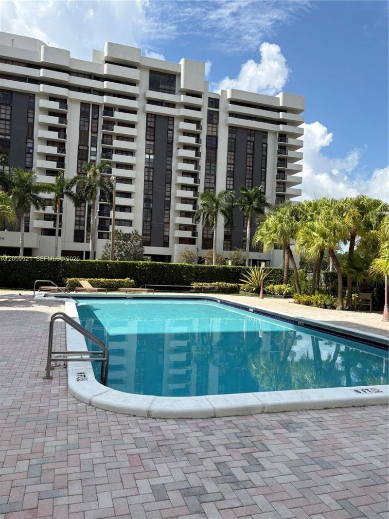 625 Biltmore Way, Unit 501, Coral Gables, FL 33134 Photo