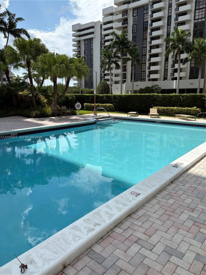625 Biltmore Way, Unit 501, Coral Gables, FL 33134 Photo