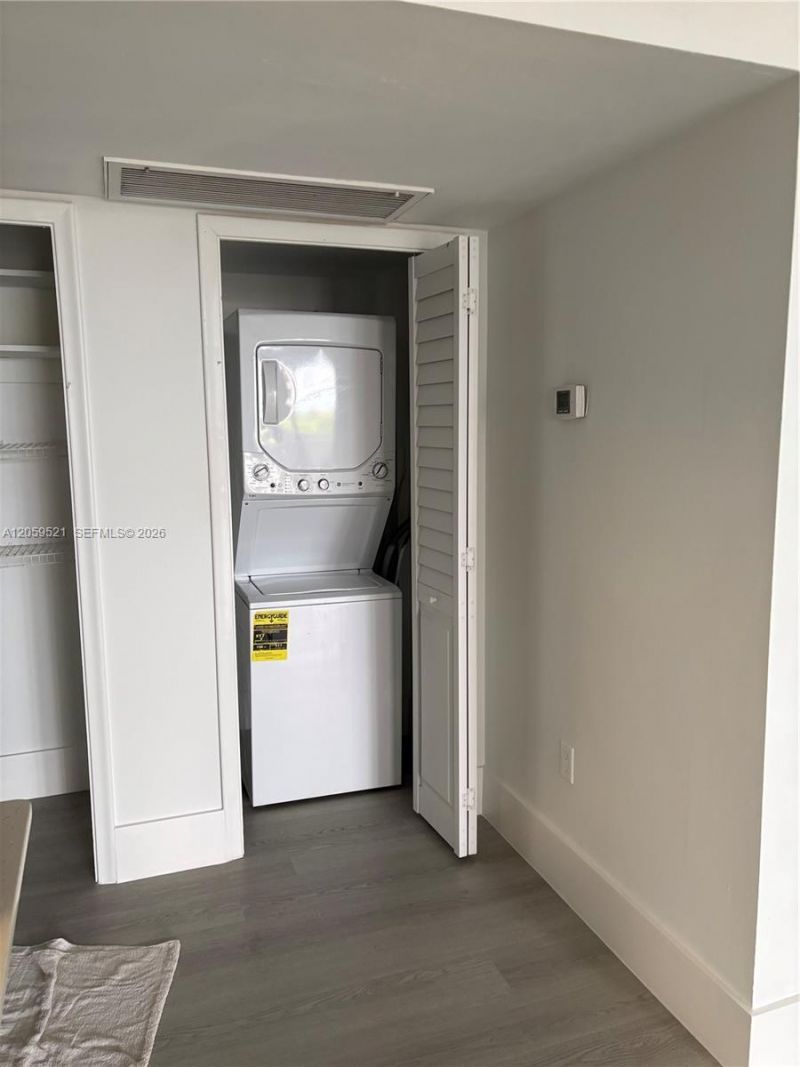 625 Biltmore Way, Unit 501, Coral Gables, FL 33134 Photo
