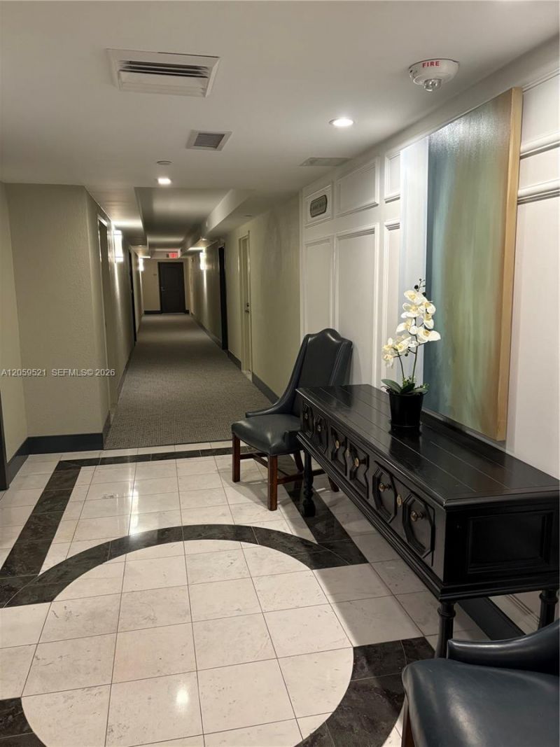 625 Biltmore Way, Unit 501, Coral Gables, FL 33134 Photo