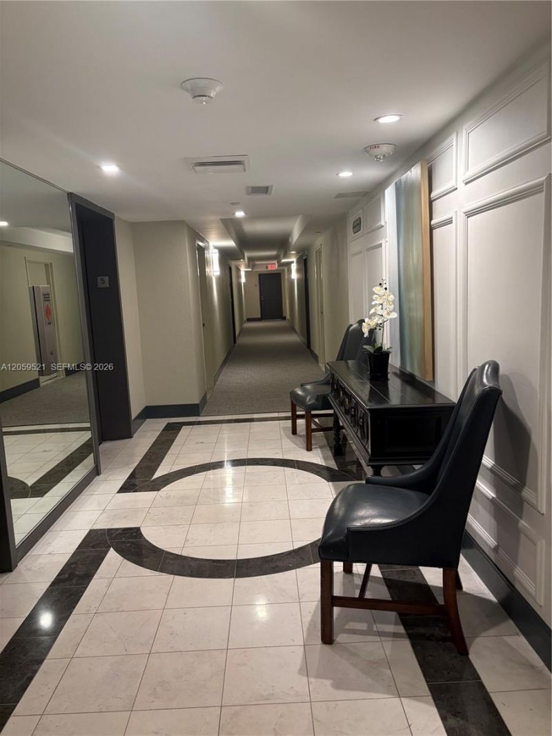 625 Biltmore Way, Unit 501, Coral Gables, FL 33134 Photo