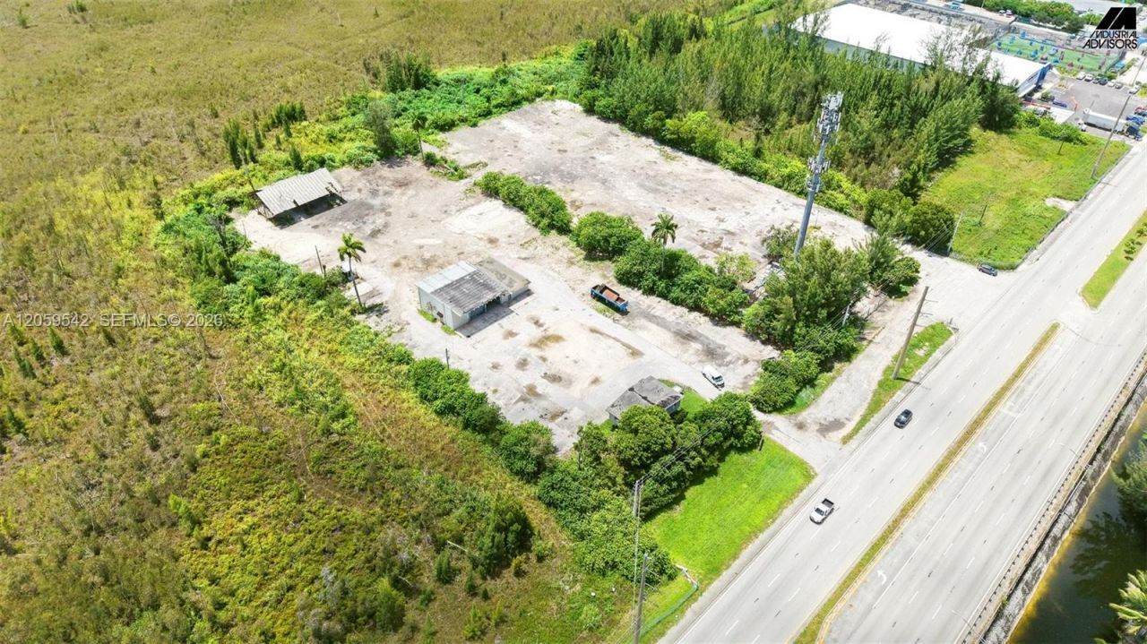 90 NW 137th Ave , Miami, FL 33182 Photo