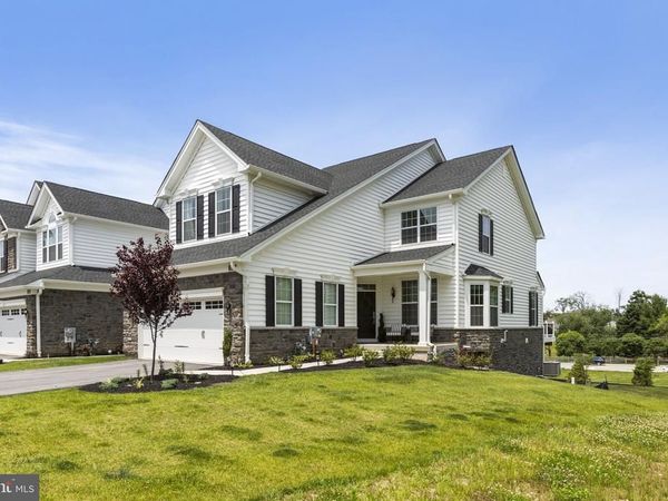 3701 PARRIS BOULEVARD , NEWTOWN SQUARE, PA 19073