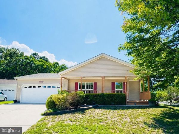 10 KNOLLWOOD DRIVE , MAYS LANDING, NJ 08330