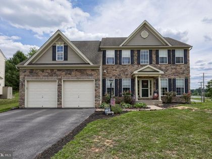 2780 QUAKER COURT York, PA 17408