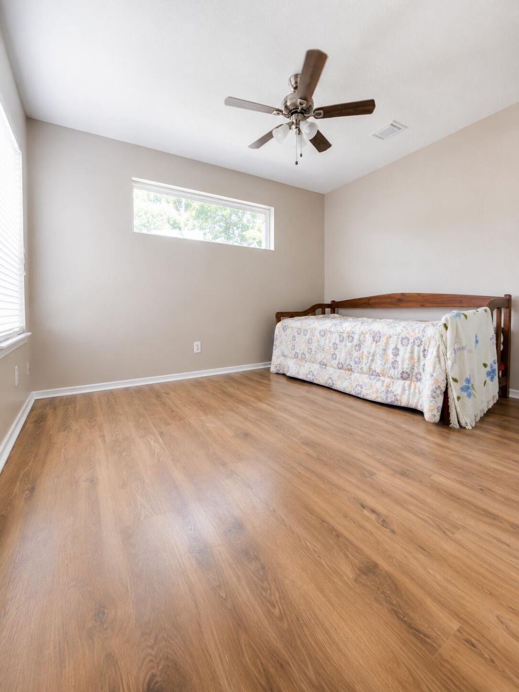 130 Luden Drive Photo 29
