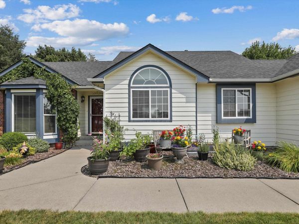 1805 S Timberlane Dr, Spokane Valley, WA 99037