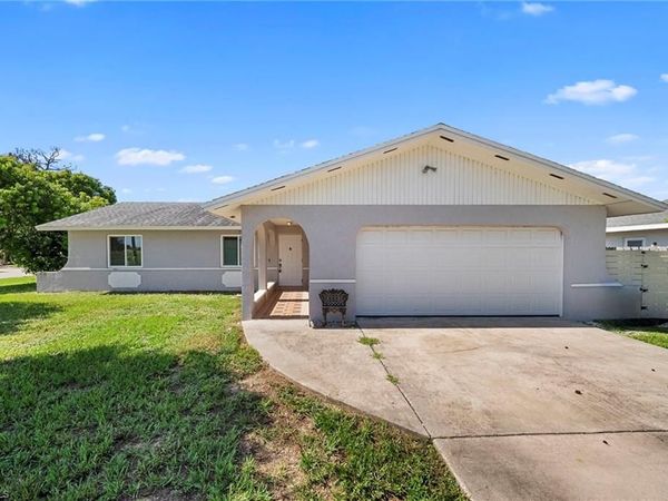 7454 Sea Island RD , FORT MYERS, FL 33967