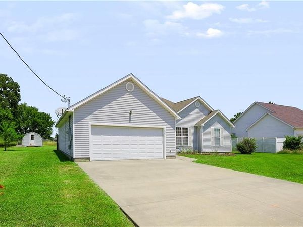 821 E 19th Street, Galena, KS 66739