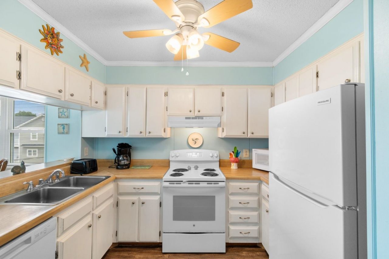 3610 S Ocean Blvd.  Photo 5