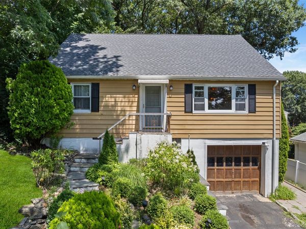 161 Harding Drive , New Rochelle, NY 10801