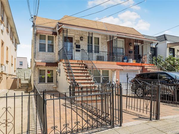 426 Calhoun Avenue , Bronx, NY 10465