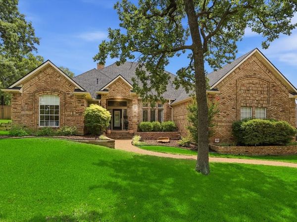 370 Canyon Oaks Drive, Argyle, TX 76226