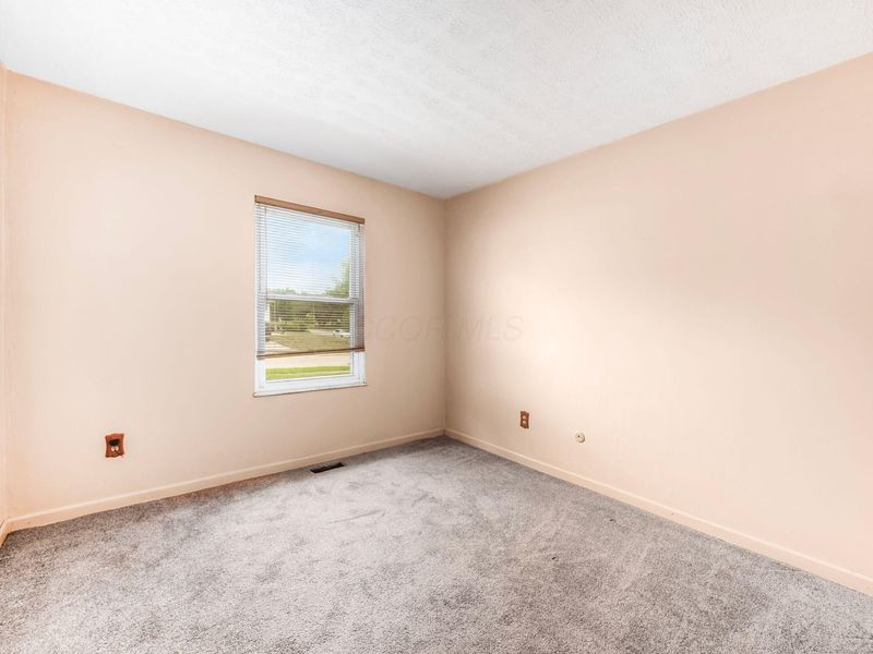 6607 Birch Park Drive, Galloway, OH 43119 Photo 14