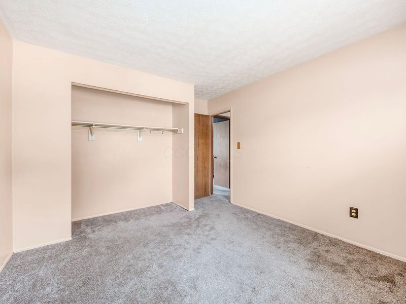 6607 Birch Park Drive, Galloway, OH 43119 Photo 18