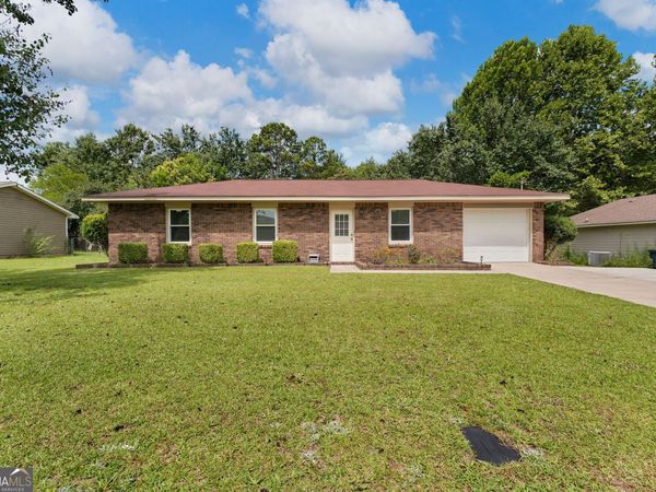 103 Fairfield Court, Warner Robins, GA 31093