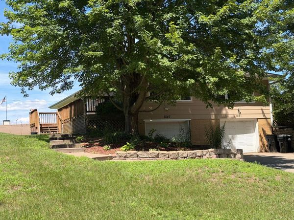 1247 167th Avenue NE, Ham Lake, MN 55304