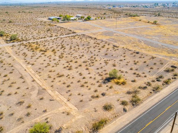 35203 W INDIAN SCHOOL Road, Unit 5, Tonopah, AZ 85354