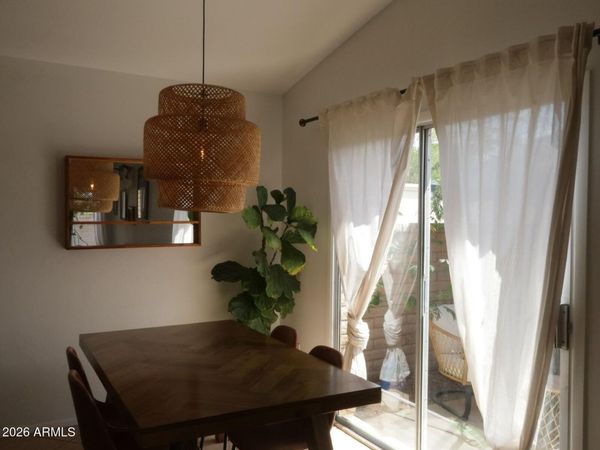 27 W Concorda Drive, Unit 103, Tempe, AZ 85282
