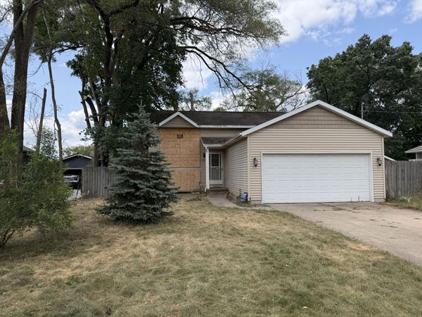 4323 Thorndyke Avenue SW, Grand Rapids, MI 49548