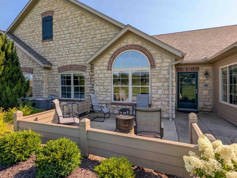2680 N Canterbury Circle, Unit B, Port Clinton, OH 43452 Photo 5