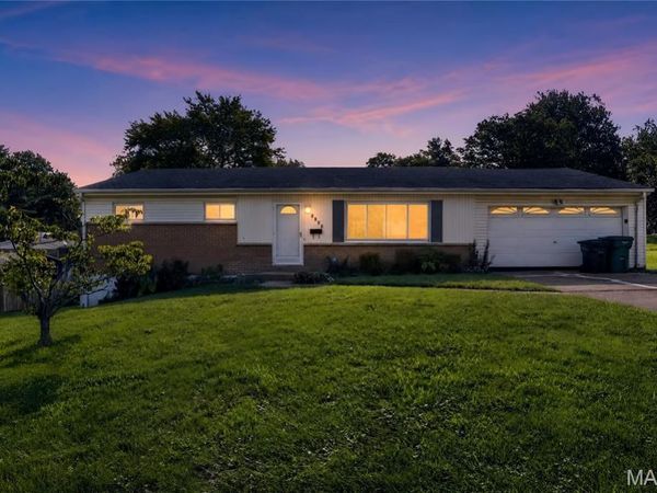 5500 Donbar Drive , St Louis, MO 63121