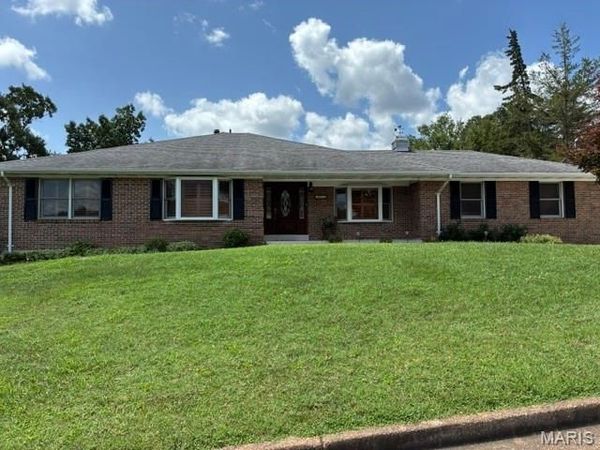 1603 Ronny Dr , De Soto, MO 63020