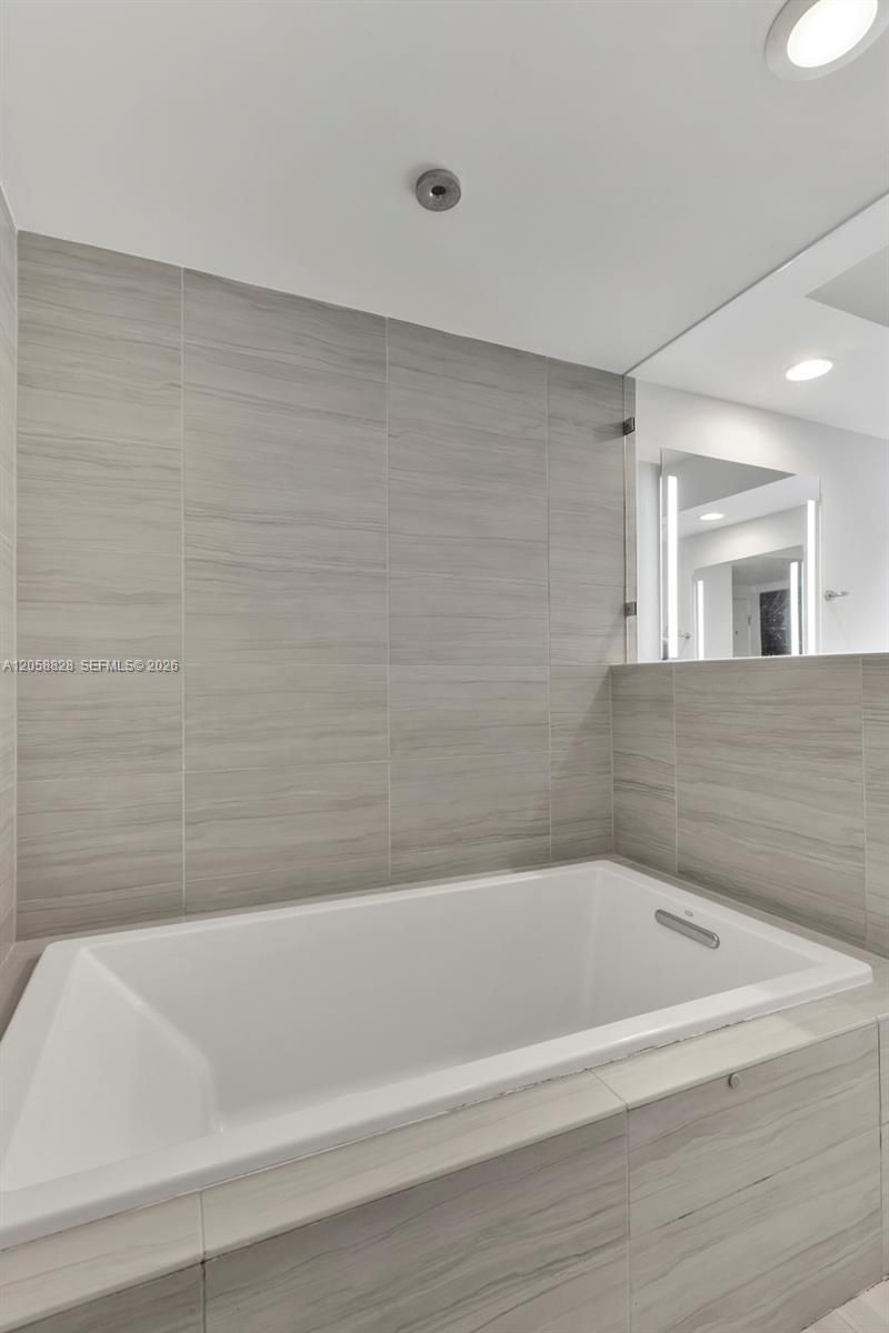 1180 N Federal Hwy , Unit 1009, Fort Lauderdale, FL 33304 Photo