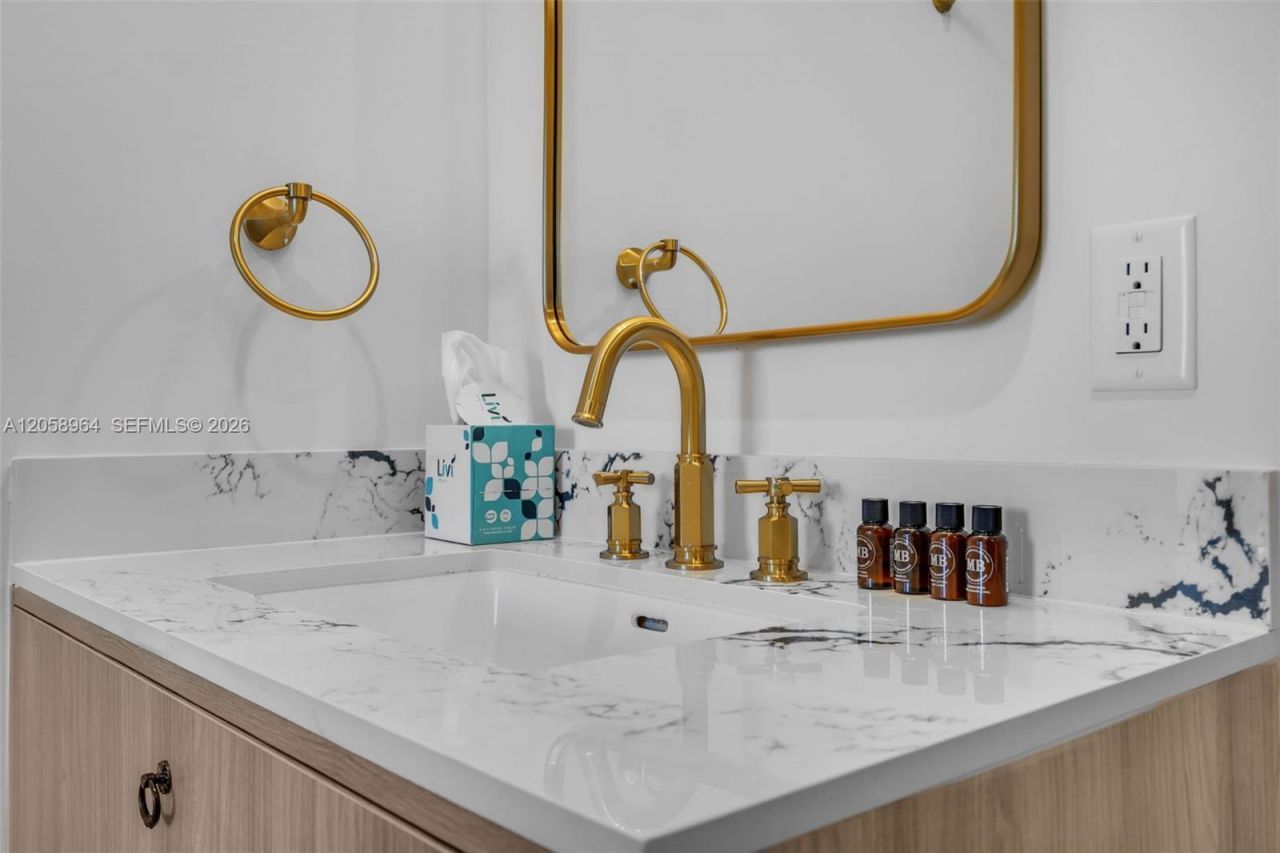 2700 NW 2nd Ave, Unit 422, Miami, FL 33127 Photo
