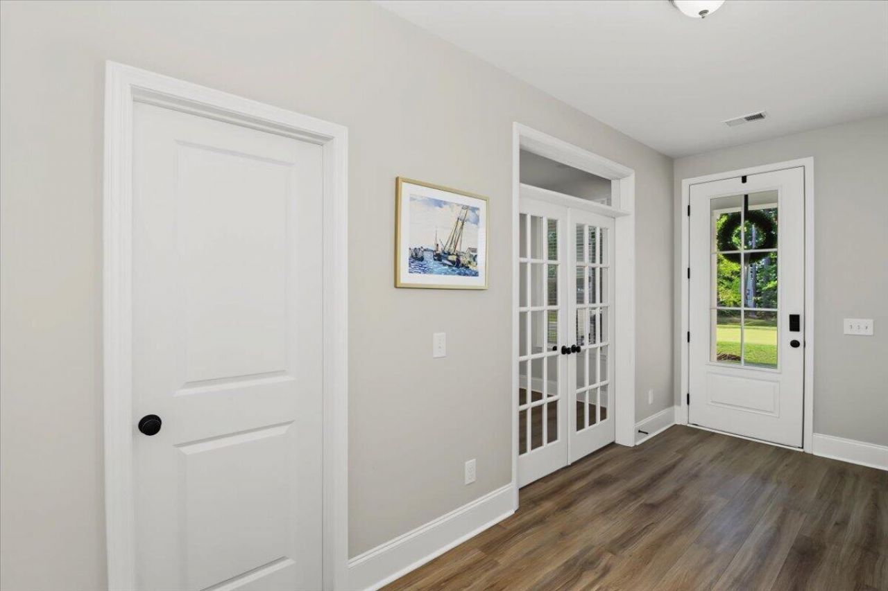 518 Chloe Elizabeth Court Photo 5