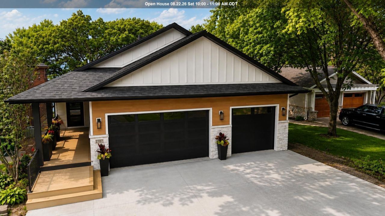 2707 1st Street  Arnolds Park, IA 51331