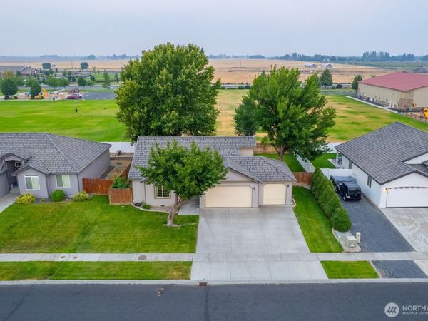 211 E Inglewood Drive, Moses Lake, WA 98837
