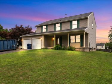 3246 Woodfield Drive, Walworth, NY 14568