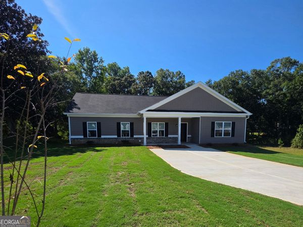 164 Charlotte Drive, Statham, GA 30666