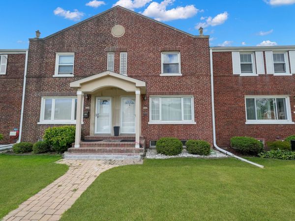 7221 W SUMMERDALE Avenue , Chicago, IL 60656