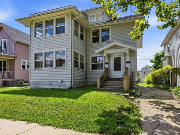 1521 Washington , Cedar Rapids, IA 52403