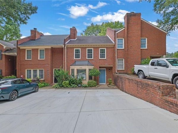 3166 Corner Oak Drive, Norcross, GA 30071