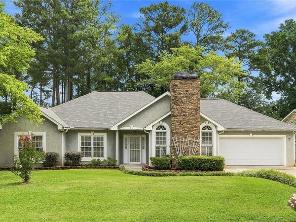 836 Bristol Way , Lithonia, GA 30058
