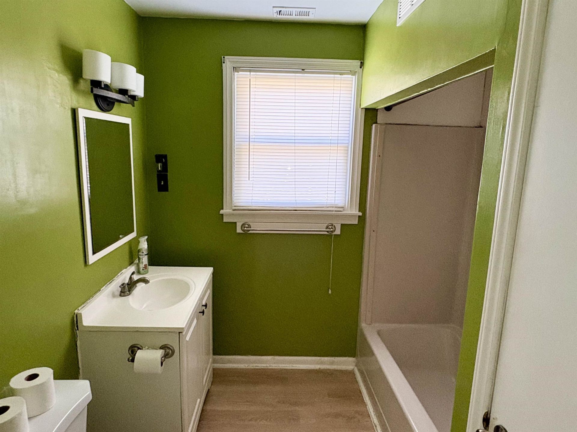 505 Dawson St.  Photo 13