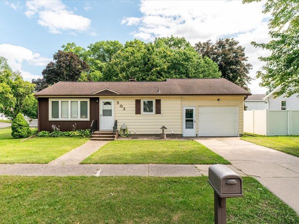 503 9th STREET S, La Crescent, MN 55947