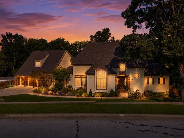 11528 S 4th Street , Jenks, OK 74037