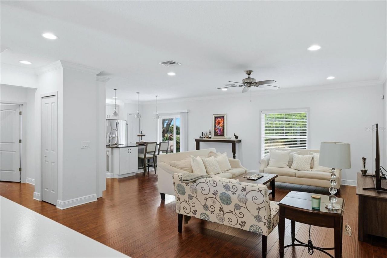 86 Arbor Oaks Drive, Sarasota, FL 34232 Photo