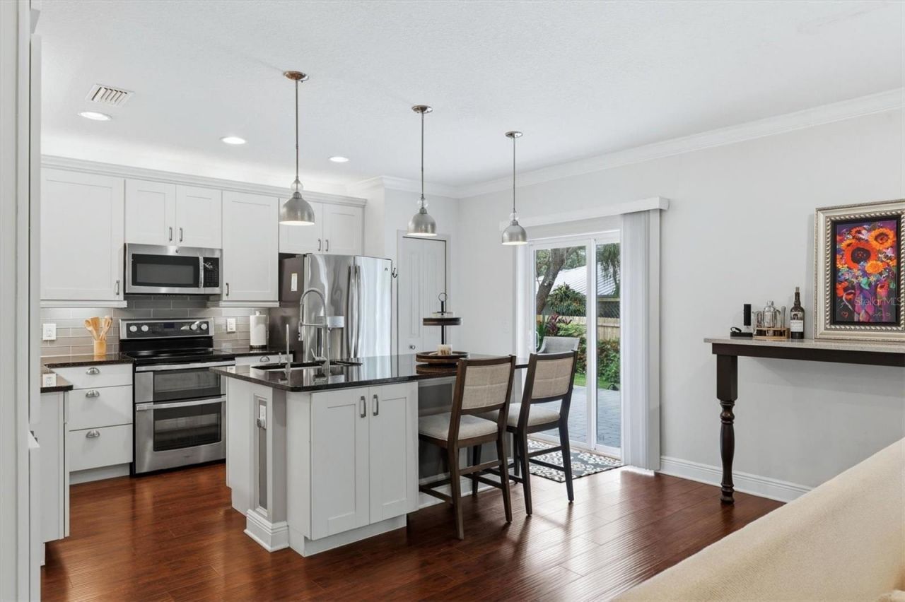 86 Arbor Oaks Drive, Sarasota, FL 34232 Photo