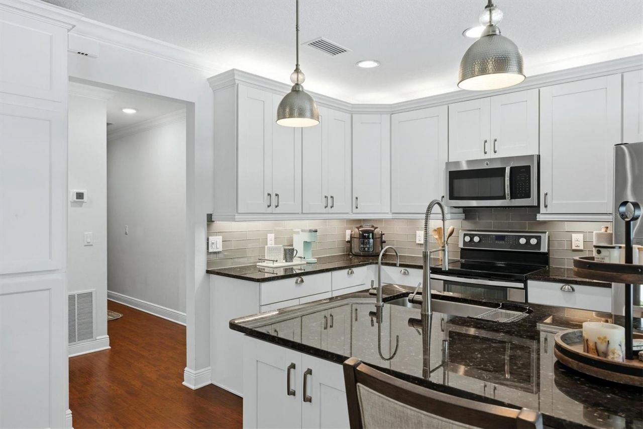 86 Arbor Oaks Drive, Sarasota, FL 34232 Photo