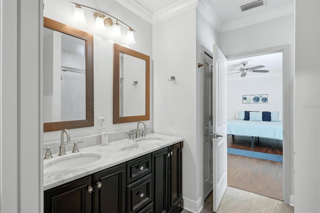 86 Arbor Oaks Drive, Sarasota, FL 34232 Photo