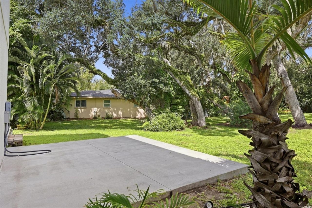 86 Arbor Oaks Drive, Sarasota, FL 34232 Photo