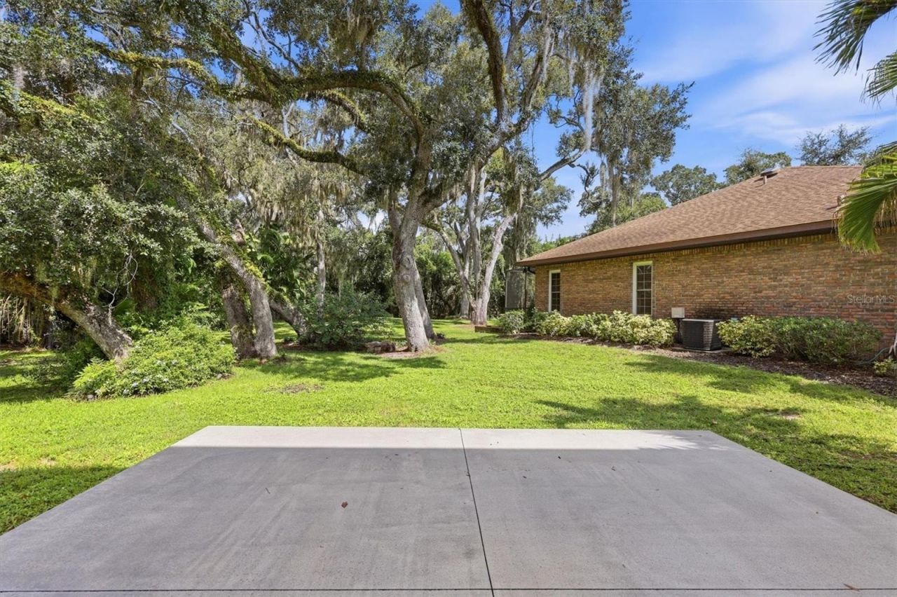 86 Arbor Oaks Drive, Sarasota, FL 34232 Photo